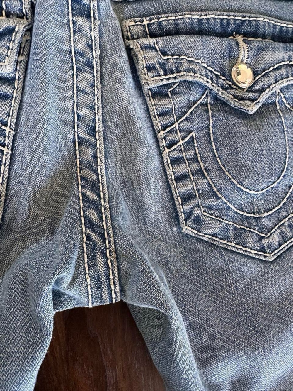 True Religion Light Blue Bootcut Jeans with Signature Back Pockets and Gemstones - Picture 5 of 6